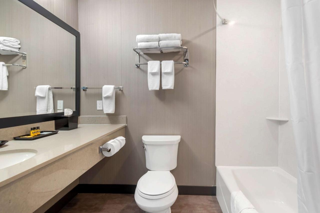 ססקאטון Best Western Plus East Side מראה חיצוני תמונה